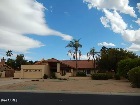 7041 W Eugie Ave, Peoria, AZ 85381