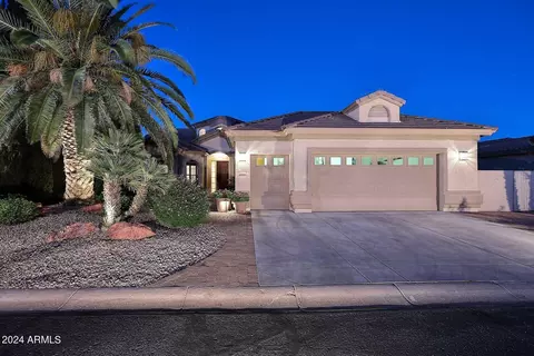 2643 N 162nd Ln, Goodyear, AZ 85395