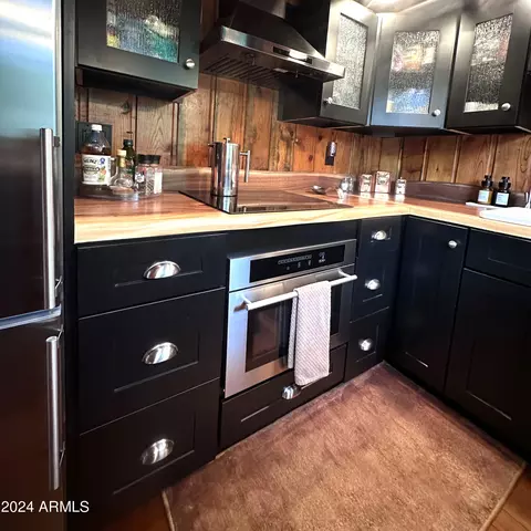 Kitchen - 6612 W Warren Dr, Pine, AZ 85544 photo 2 of 4