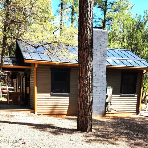 Exterior - 6612 W Warren Dr, Pine, AZ 85544 photo 3 of 8