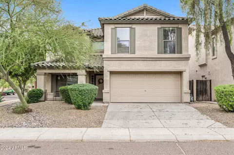 2532 W Straight Arrow Ln, Phoenix, AZ 85085