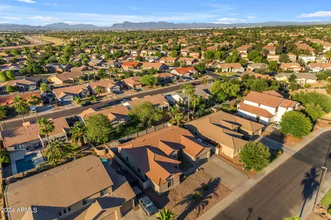 View/Area - 3504 E Temecula Ct, Gilbert, AZ 85297 photo 9 of 15