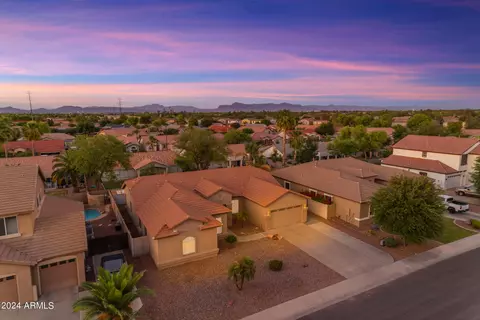 View/Area - 3504 E Temecula Ct, Gilbert, AZ 85297 photo 6 of 15
