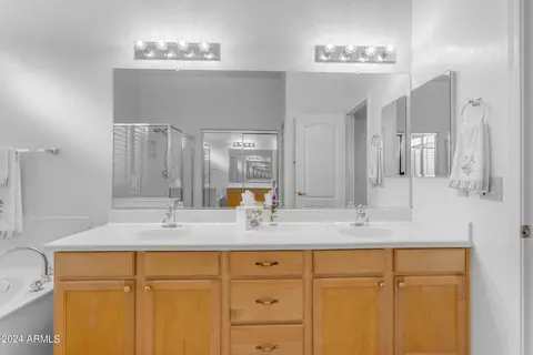 Bath - 3504 E Temecula Ct, Gilbert, AZ 85297 photo 2 of 6