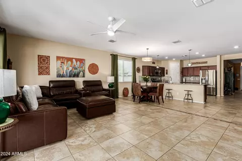18156 W Sapium Way, Goodyear, AZ 85338