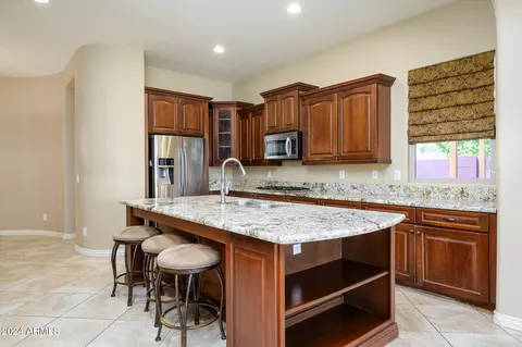 Kitchen - 2764 E Lowell Ave, Gilbert, AZ 85295 photo 1 of 7