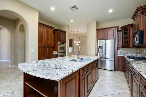 Kitchen - 2764 E Lowell Ave, Gilbert, AZ 85295 photo 3 of 7