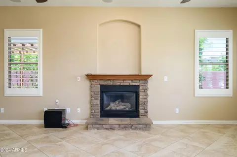 Living - 2764 E Lowell Ave, Gilbert, AZ 85295 photo 12 of 12