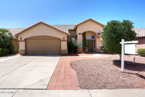 2319 E San Tan Dr, Gilbert, AZ 85296 photo 1
