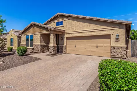 4949 S Joshua Tree Ln, Gilbert, AZ 85298