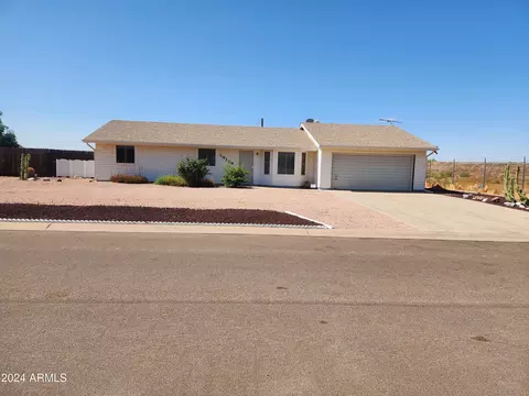 10129 E Wood Ave, Mesa, AZ 85208