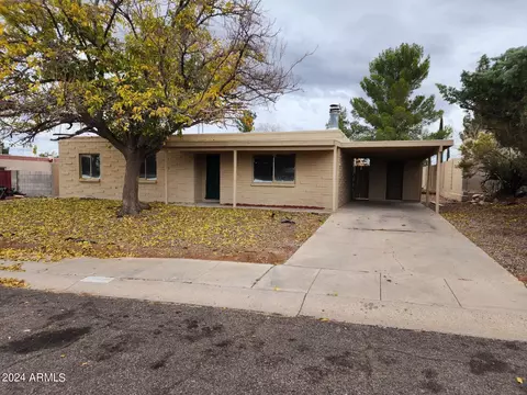 305 Garibaldi Dr, Sierra Vista, AZ 85635