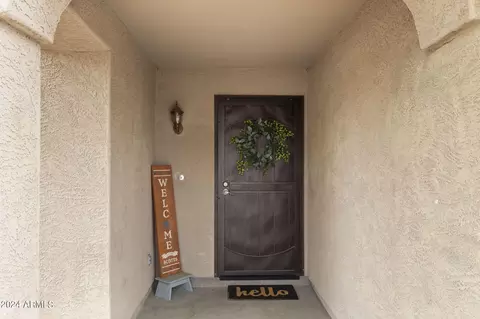 2192 E Greenlee Ave, Apache Junction, AZ 85119 photo 3