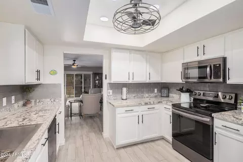 18622 N 94th Ave, Peoria, AZ 85382