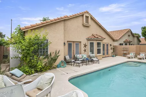 2322 E Gondola Ln E, Gilbert, AZ 85234 photo 2