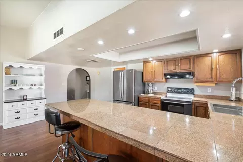 2302 W Evans Dr, Phoenix, AZ 85023 photo 5