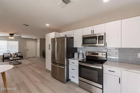 763 E Hackamore St, Mesa, AZ 85203 photo 12