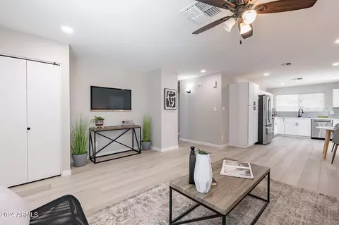 763 E Hackamore St, Mesa, AZ 85203 photo 8