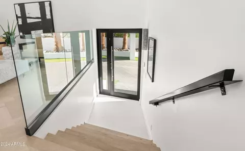 Entry Way - 3197 E San Miguel Ave, Phoenix, AZ 85016 photo 1 of 9