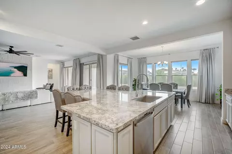 3403 E Valencia Dr, Phoenix, AZ 85042 photo 11