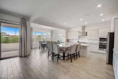 3403 E Valencia Dr, Phoenix, AZ 85042