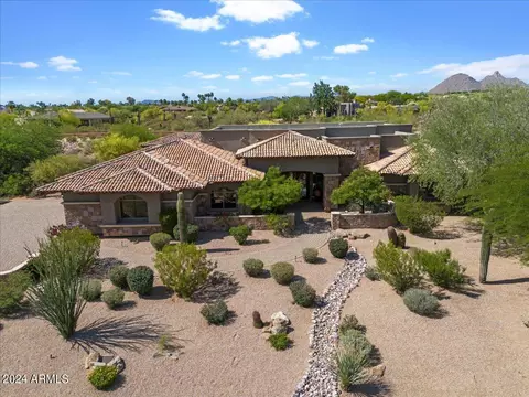 8634 E Overlook Dr, Scottsdale, AZ 85255