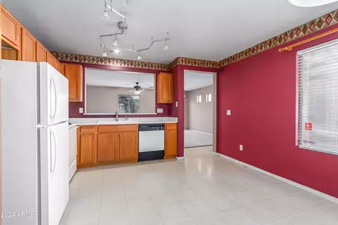 1444 W Mesquite Ave, Apache Junction, AZ 85120 photo 9