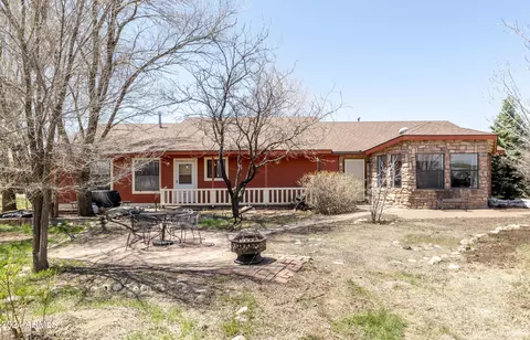 7850 Titan Dr, Flagstaff, AZ 86004