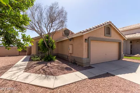 13457 N 84th Dr, Peoria, AZ 85381