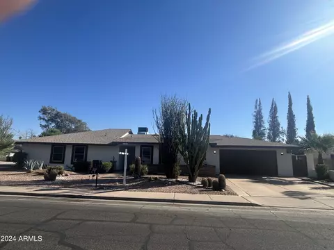 2137 E Downing St, Mesa, AZ 85213