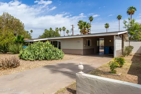 1802 W Hazelwood St, Phoenix, AZ 85015