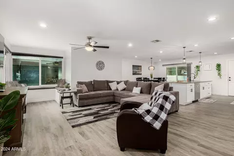 1044 E Alameda Dr, Tempe, AZ 85282 photo 13