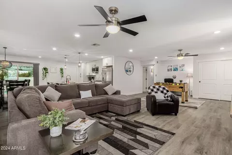 1044 E Alameda Dr, Tempe, AZ 85282 photo 11