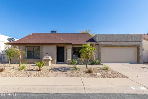 1007 E Wagoner Rd, Phoenix, AZ 85022 photo 2