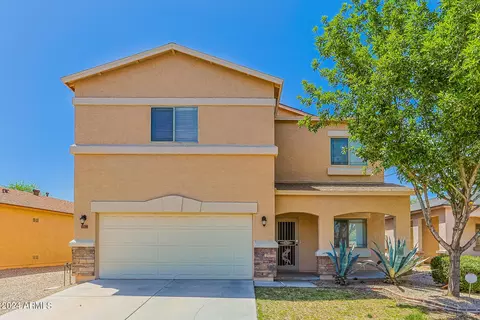 1679 E Renegade Trl, San Tan Valley, AZ 85143