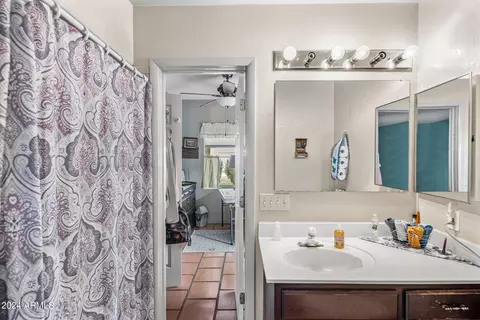 1215 E Vogel Ave, Phoenix, AZ 85020 photo 5