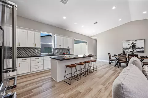 Kitchen - 1323 E Oregon Ave, Phoenix, AZ 85014 photo 1 of 15