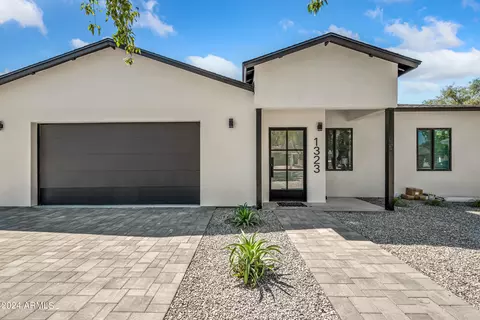 Exterior - 1323 E Oregon Ave, Phoenix, AZ 85014 photo 4 of 13