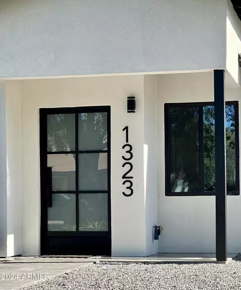 Exterior - 1323 E Oregon Ave, Phoenix, AZ 85014 photo 13 of 13
