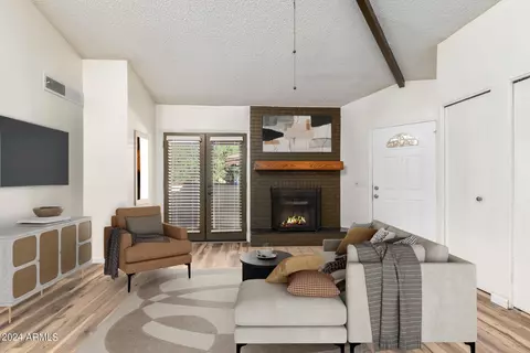 16402 N 31st St #212, Phoenix, AZ 85032