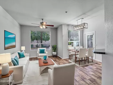 5303 N 7th St #123, Phoenix, AZ 85014