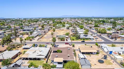 View/Area - 711 E Marilyn Ave, Mesa, AZ 85204 photo 8 of 9