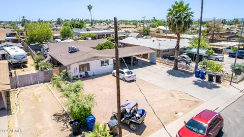View/Area - 711 E Marilyn Ave, Mesa, AZ 85204 photo 3 of 9