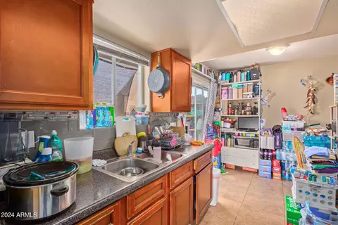 Kitchen - 711 E Marilyn Ave, Mesa, AZ 85204 photo 1 of 8