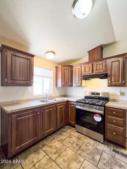 929 N Delaware Dr #9, Apache Junction, AZ 85120 photo 11