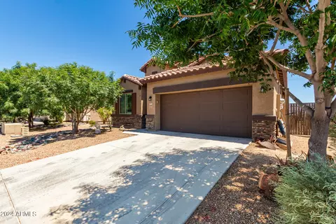 23767 W Magnolia Dr, Buckeye, AZ 85326