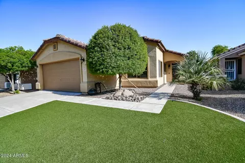 3809 W Five Mile Peak Dr, San Tan Valley, AZ 85142