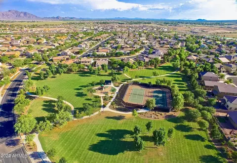 View/Area - 1074 E Periwinkle Way, Gilbert, AZ 85297 photo 18 of 19