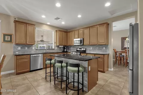 Kitchen - 1074 E Periwinkle Way, Gilbert, AZ 85297 photo 1 of 5