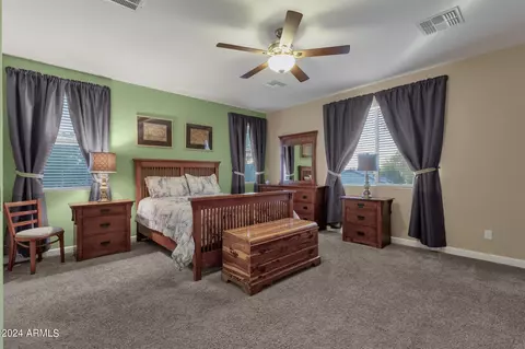 Bedroom - 1074 E Periwinkle Way, Gilbert, AZ 85297 photo 3 of 4